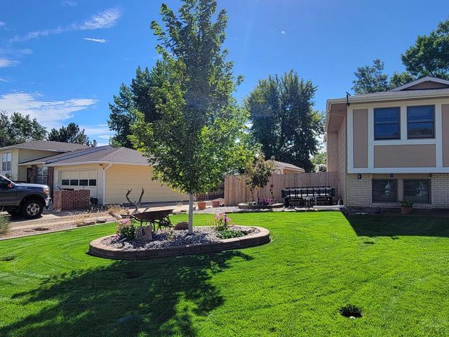 6 Archway Lane, Pueblo, CO 81005
