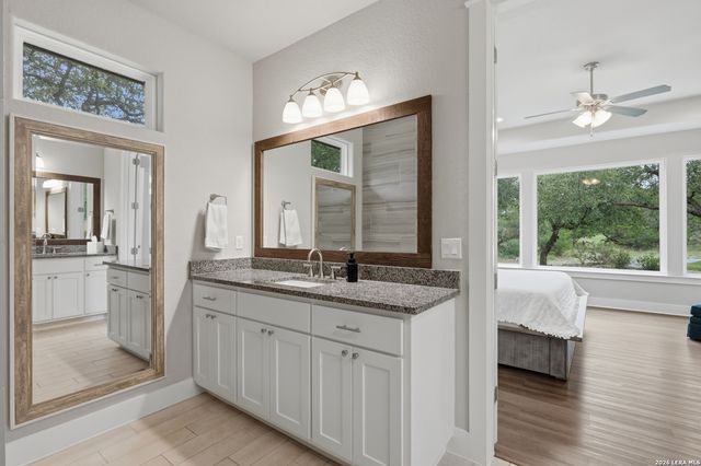 1336 Mystic Shores Blvd, Spring Branch, TX 78070