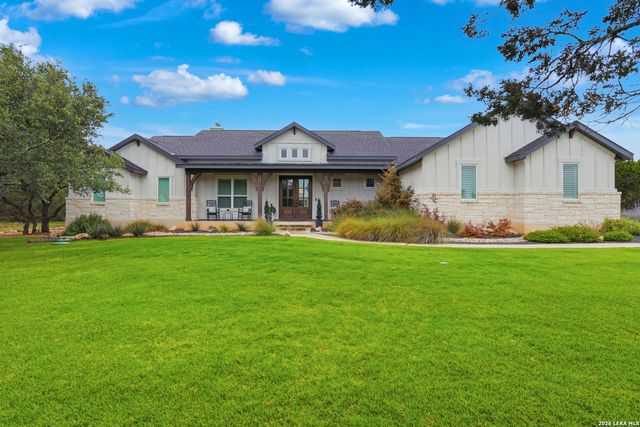 1336 Mystic Shores Blvd, Spring Branch, TX 78070