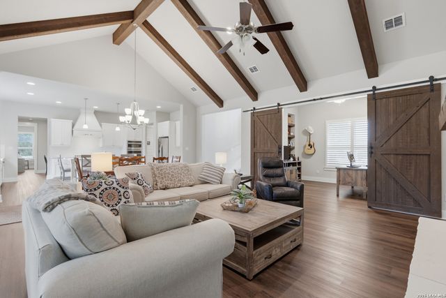 1336 Mystic Shores Blvd, Spring Branch, TX 78070