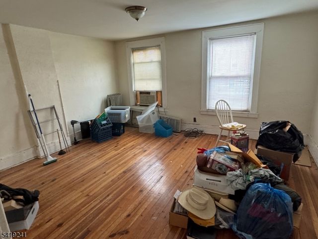 680 12Chestnut St, Kearny Town, NJ 07032