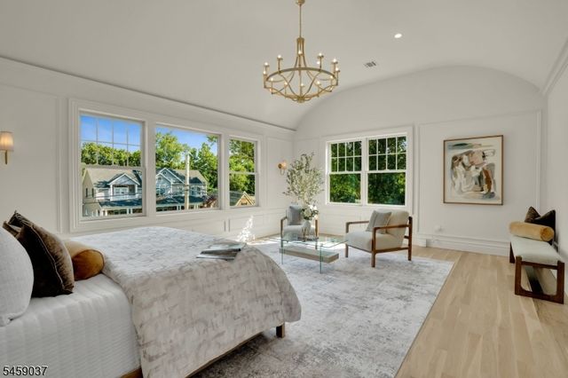 110 Blauvelt Avenue, Hohokus Boro, NJ 07423