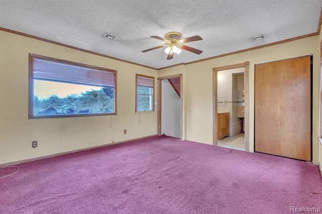 8202 N Inkster Road, Dearborn Heights, MI 48127