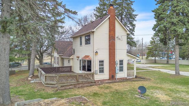 8202 N Inkster Road, Dearborn Heights, MI 48127