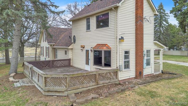 8202 N Inkster Road, Dearborn Heights, MI 48127