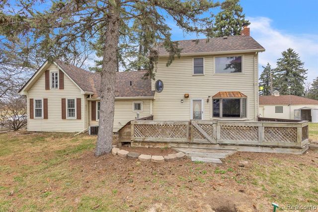 8202 N Inkster Road, Dearborn Heights, MI 48127