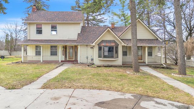 8202 N Inkster Road, Dearborn Heights, MI 48127