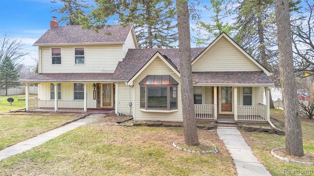 8202 N Inkster Road, Dearborn Heights, MI 48127