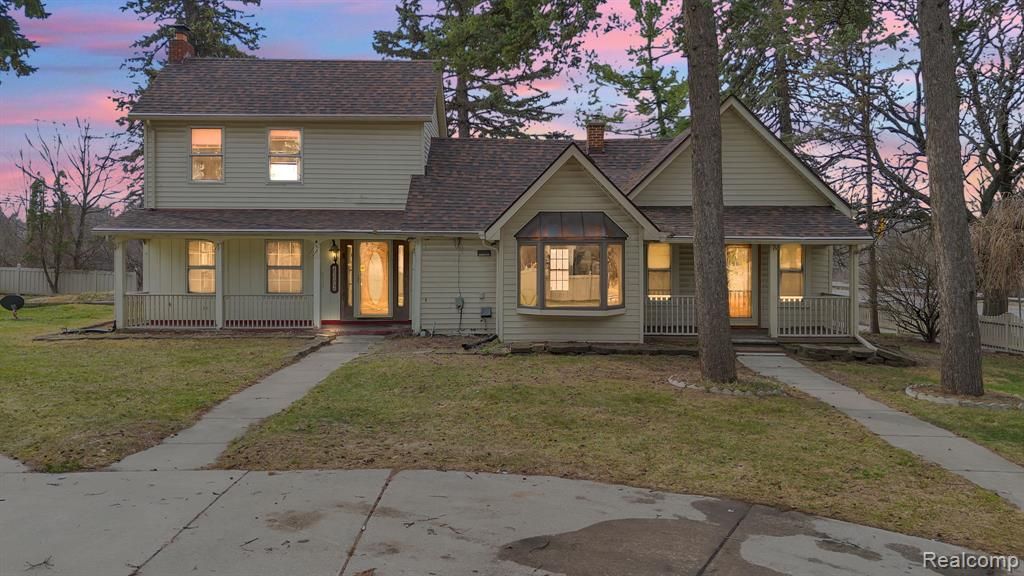 8202 N Inkster Road, Dearborn Heights, MI 48127