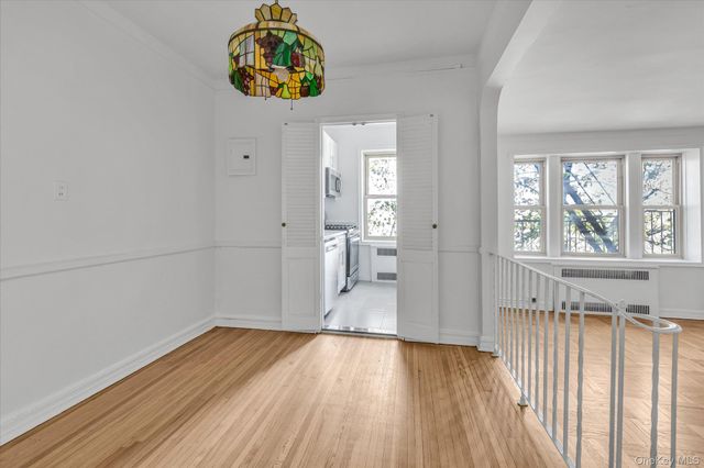 84-49 168th Street 4N, Jamaica Hills, NY 11432
