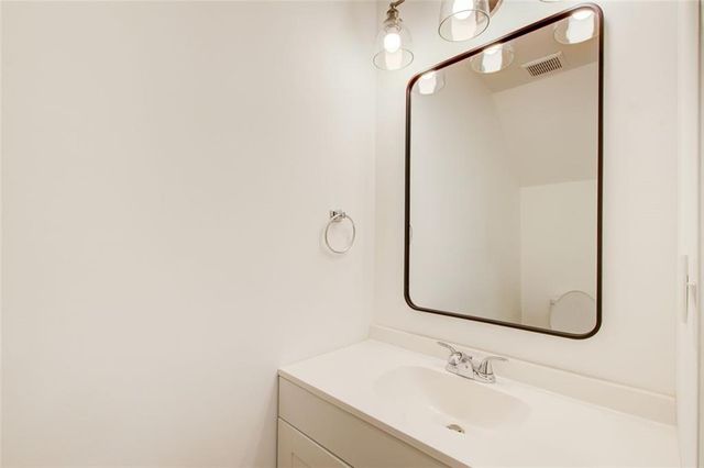 510 Northridge Crossing Drive, Atlanta, GA 30350