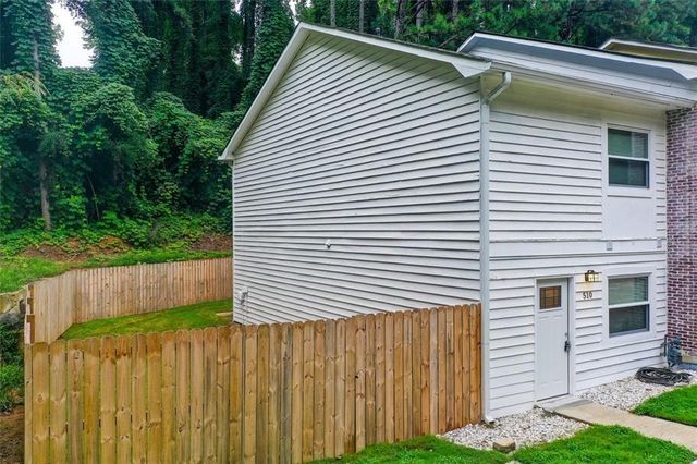 510 Northridge Crossing Drive, Atlanta, GA 30350