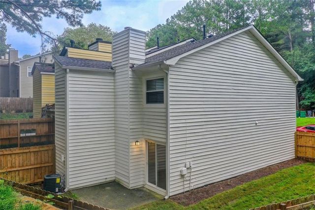 510 Northridge Crossing Drive, Atlanta, GA 30350