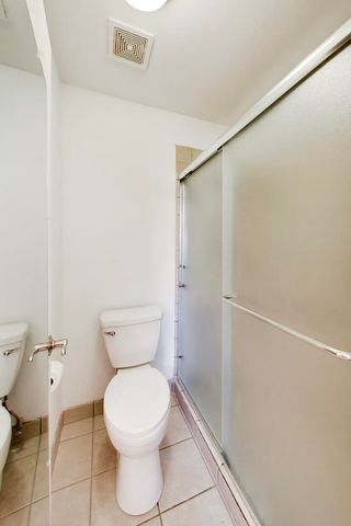 855 Johnstown Lane A, Wheaton, IL 60189