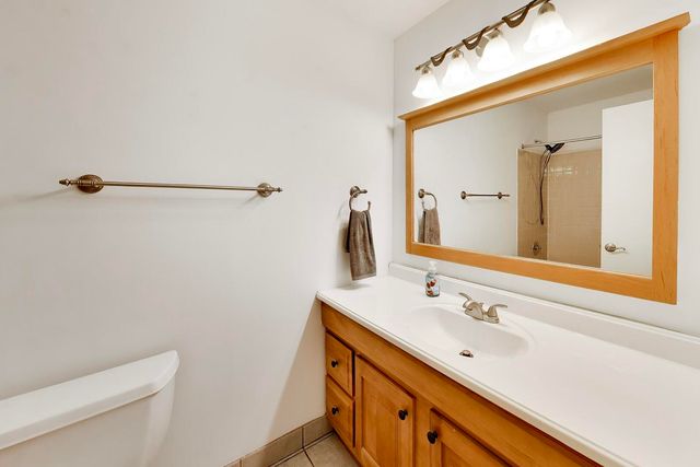 855 Johnstown Lane A, Wheaton, IL 60189