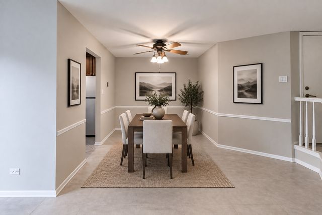 855 Johnstown Lane A, Wheaton, IL 60189