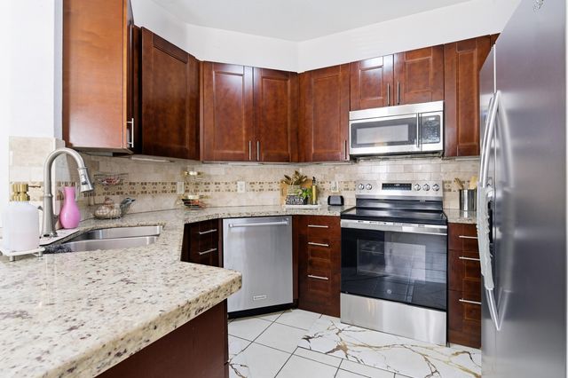 2009 Shoma Drive, West Palm Beach, FL 33414