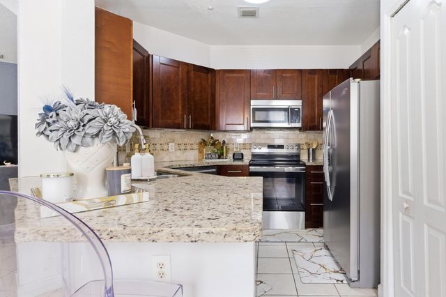 2009 Shoma Drive, West Palm Beach, FL 33414