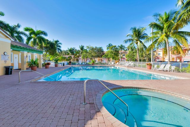 2009 Shoma Drive, West Palm Beach, FL 33414