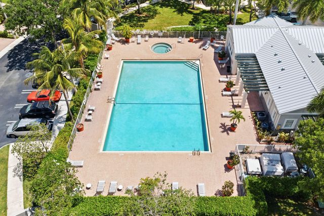 2009 Shoma Drive, West Palm Beach, FL 33414