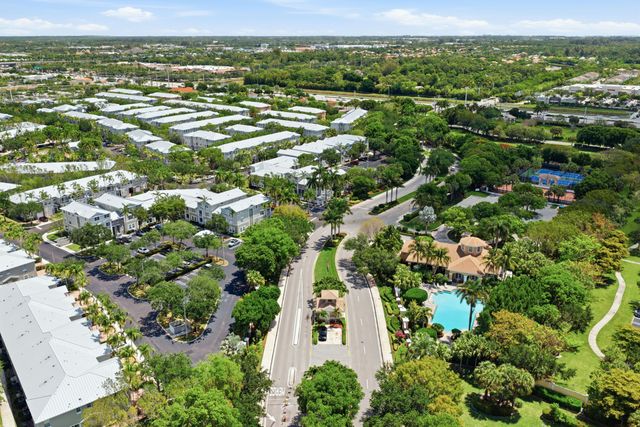 2009 Shoma Drive, West Palm Beach, FL 33414