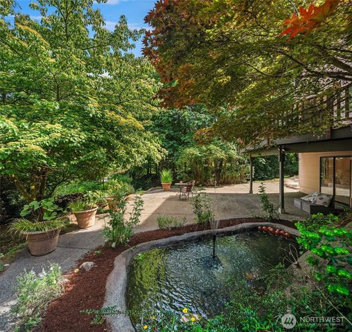 22808 105th Avenue SW, Vashon, WA 98070