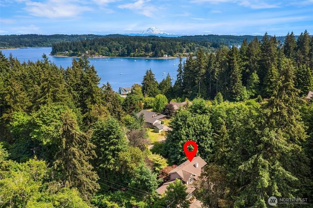 22808 105th Avenue SW, Vashon, WA 98070