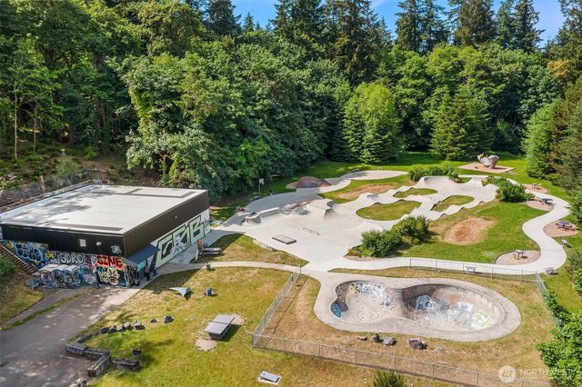 22808 105th Avenue SW, Vashon, WA 98070