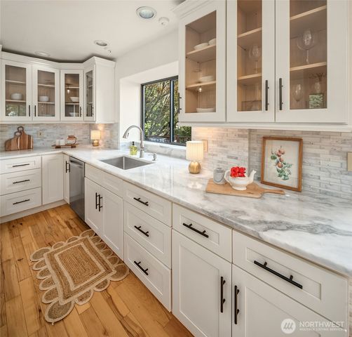 22808 105th Avenue SW, Vashon, WA 98070