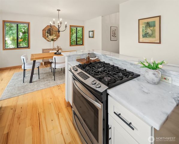 22808 105th Avenue SW, Vashon, WA 98070