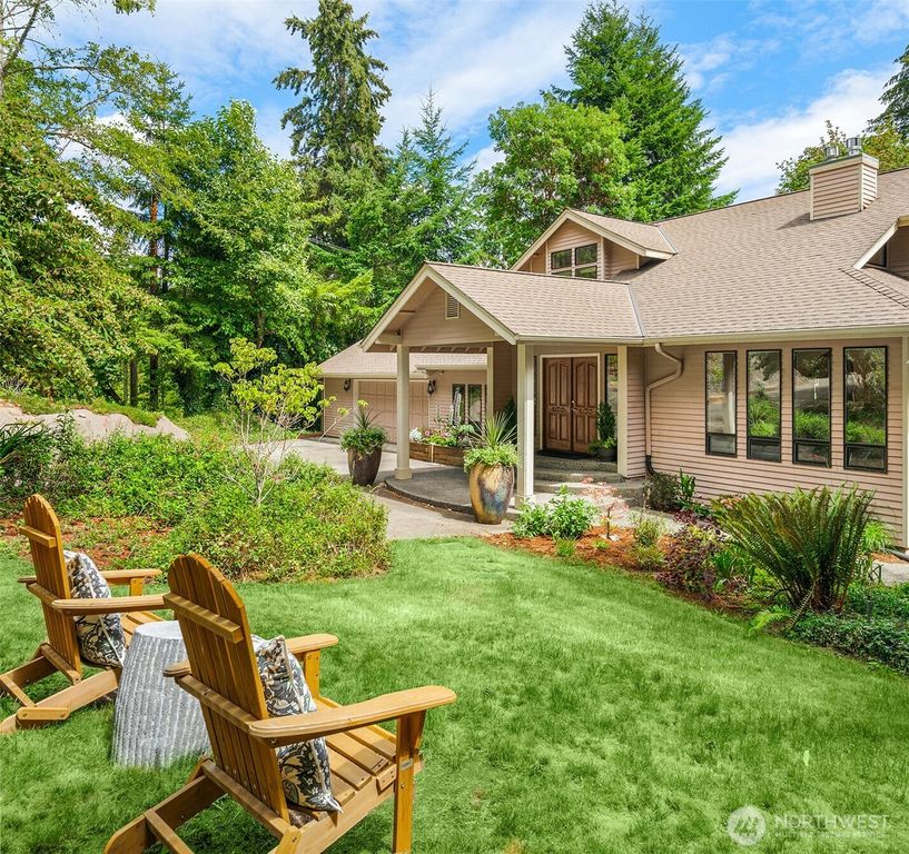 22808 105th Avenue SW, Vashon, WA 98070