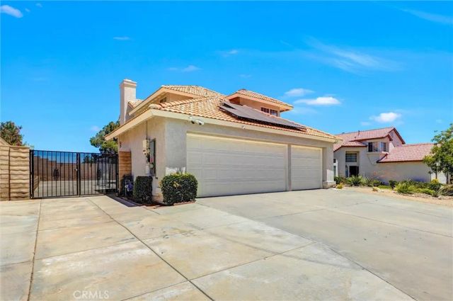 3121 Crowne Drive, Palmdale, CA 93551