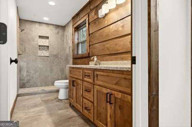 324 Golden Eagle Drive, Murphy, NC 28906