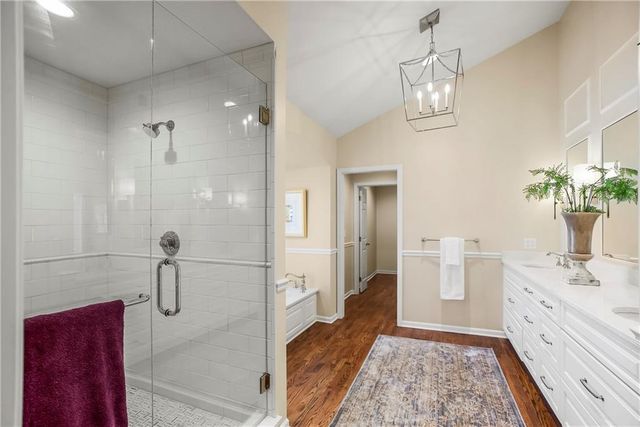 2640 W 118th Terrace, Leawood, KS 66211