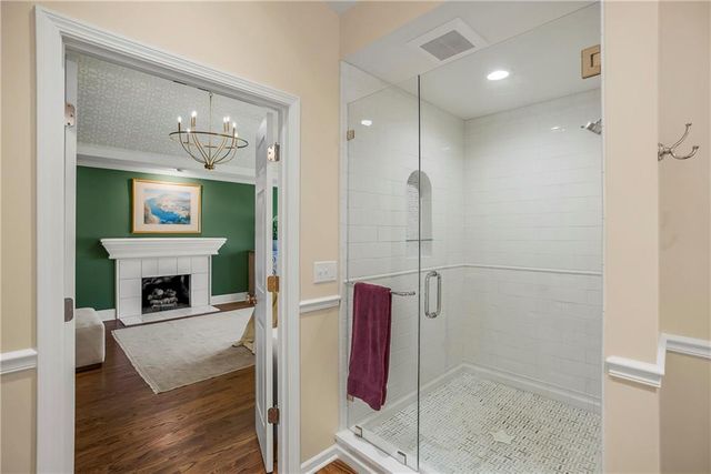 2640 W 118th Terrace, Leawood, KS 66211