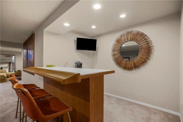 2640 W 118th Terrace, Leawood, KS 66211