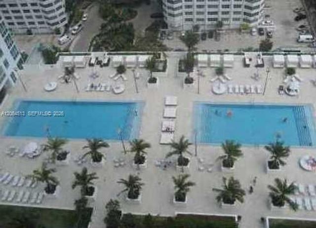 951 Brickell Ave 409, Miami, FL 33131