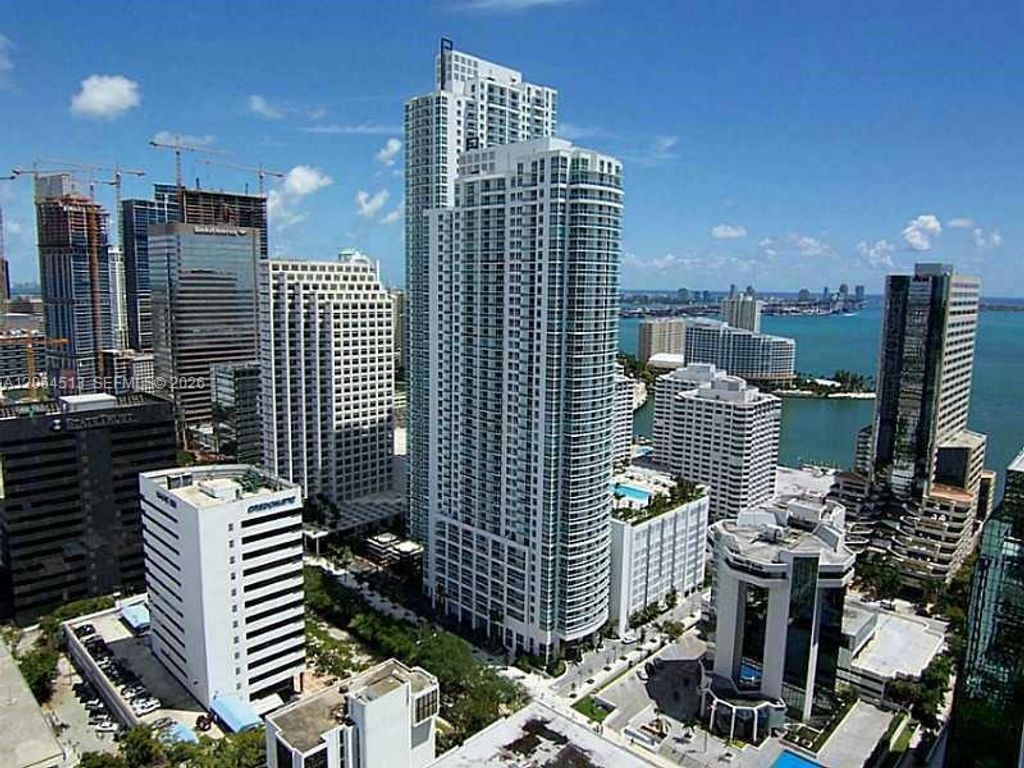 951 Brickell Ave 409, Miami, FL 33131