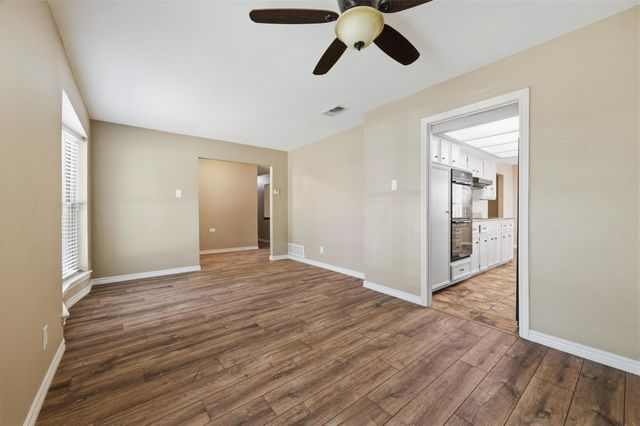 714 Royal Oaks Drive, Garland, TX 75040