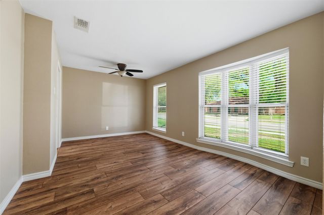 714 Royal Oaks Drive, Garland, TX 75040