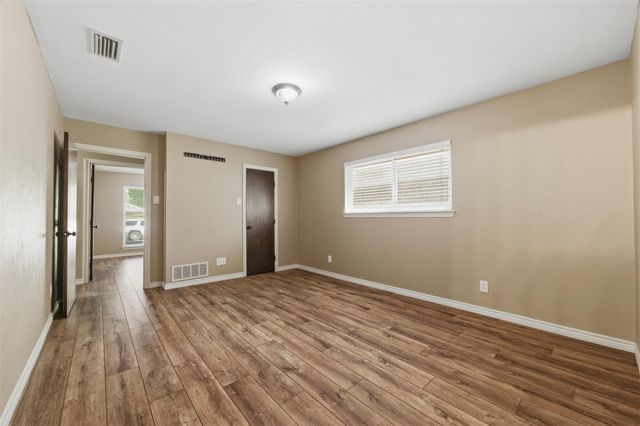 714 Royal Oaks Drive, Garland, TX 75040