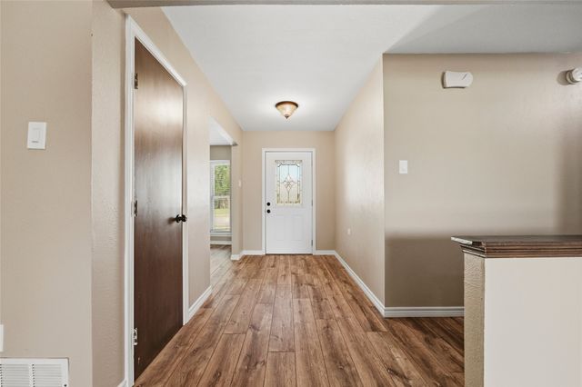 714 Royal Oaks Drive, Garland, TX 75040