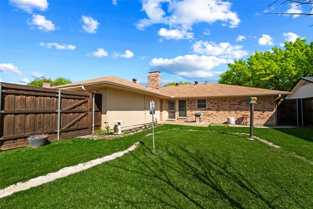 714 Royal Oaks Drive, Garland, TX 75040