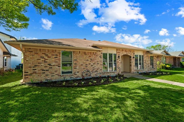 714 Royal Oaks Drive, Garland, TX 75040