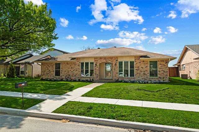 714 Royal Oaks Drive, Garland, TX 75040