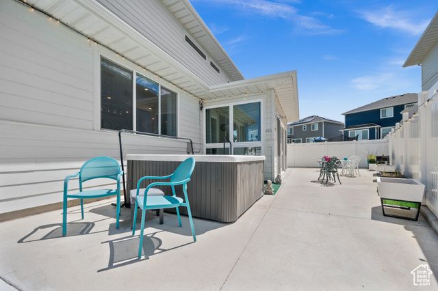 1067 W LUDINGTON CT, Bluffdale, UT 84065