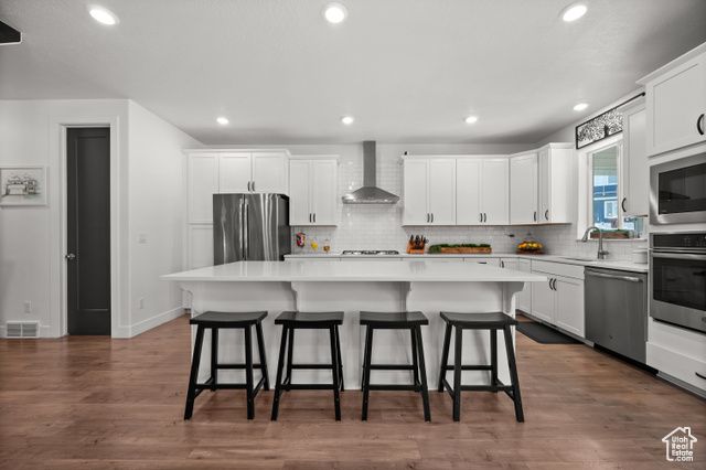 1067 W LUDINGTON CT, Bluffdale, UT 84065