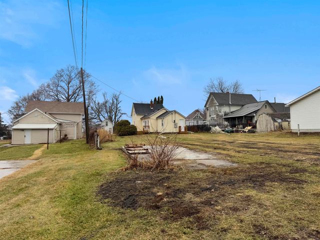 1405 7th Avenue, Belle Plain, IA 52208