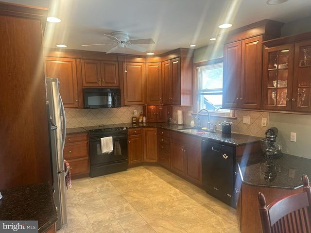 270 HILLTOP VIEW WAY, Elizabethtown, PA 17022