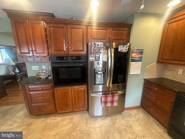 270 HILLTOP VIEW WAY, Elizabethtown, PA 17022